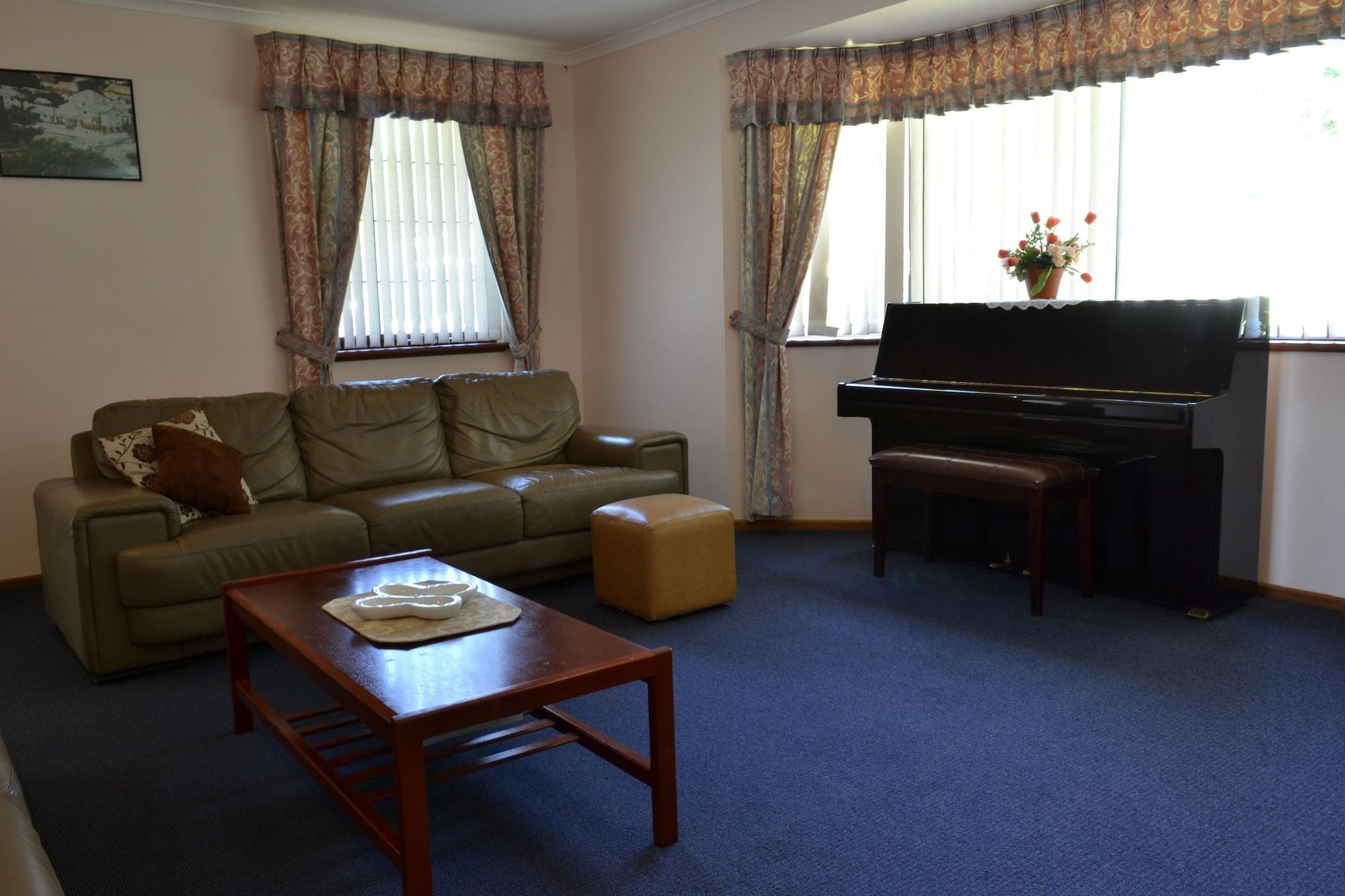 Dolphin Lodge Albany - Self Contained Apartments At Middleton Beach Экстерьер фото
