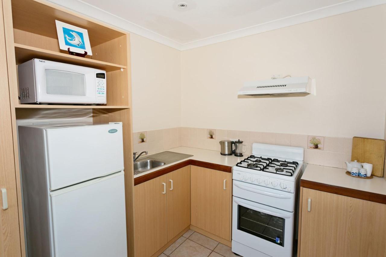 Dolphin Lodge Albany - Self Contained Apartments At Middleton Beach Экстерьер фото
