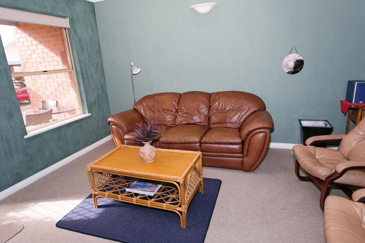 Dolphin Lodge Albany - Self Contained Apartments At Middleton Beach Экстерьер фото